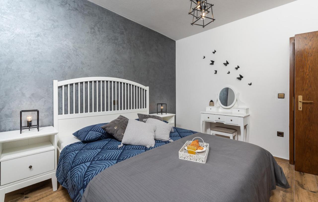 Apartments Ariana Umag Kültér fotó